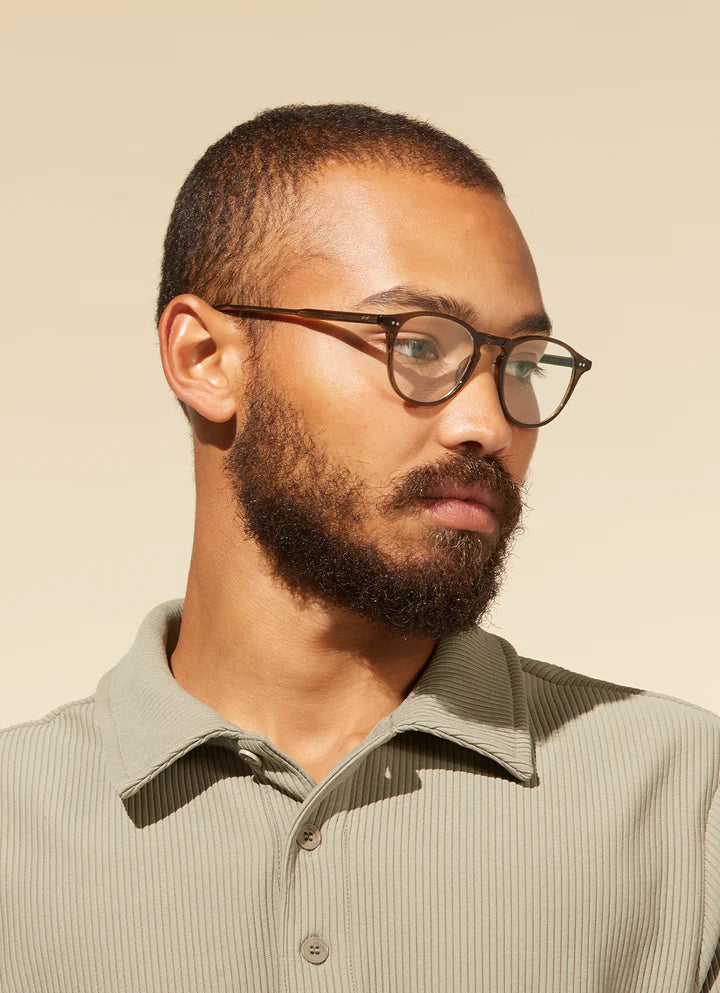 Hampton 46