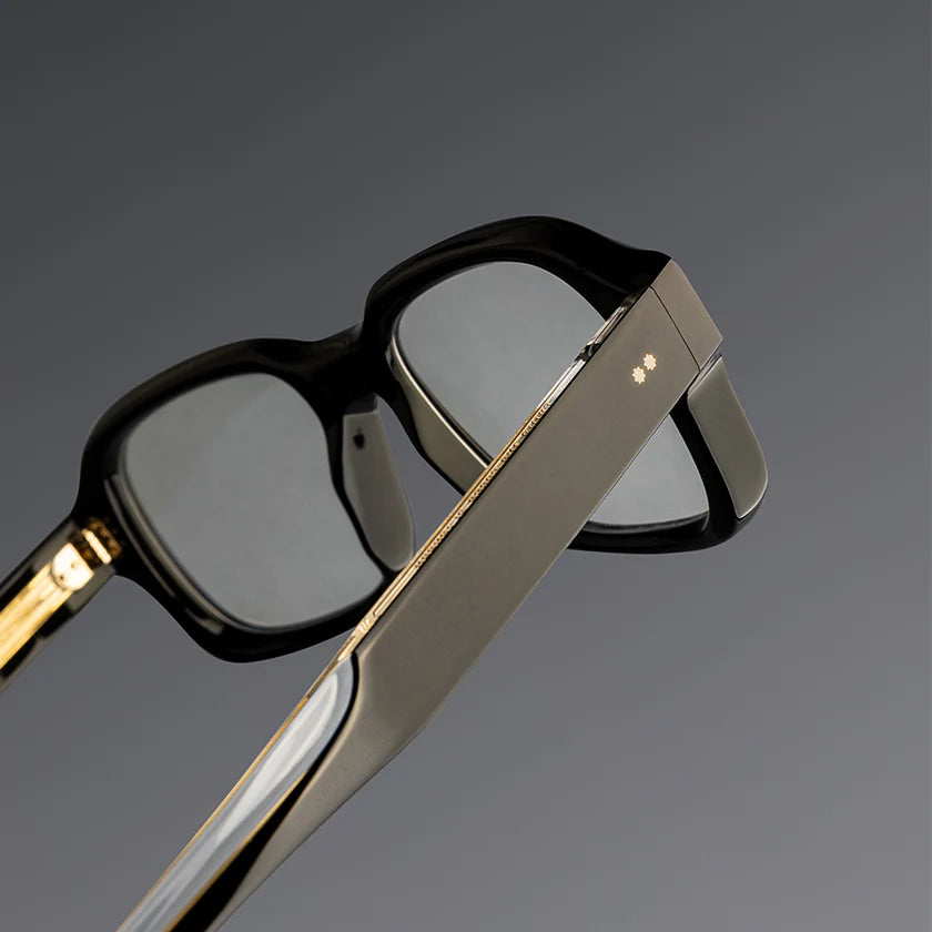 Cutler & Gross 9852