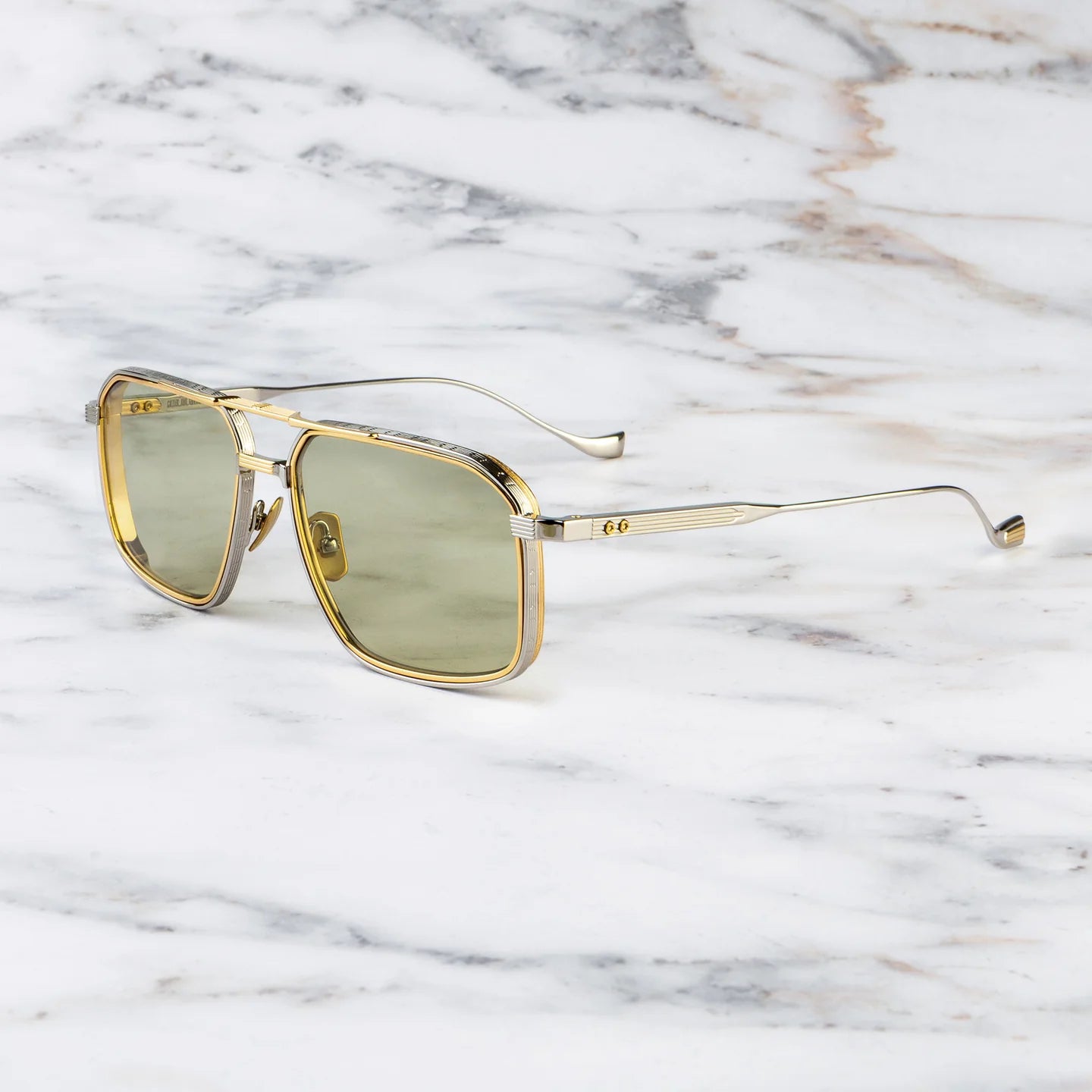 Cutler & Gross Knightsbridge 1971 Navigator SUN