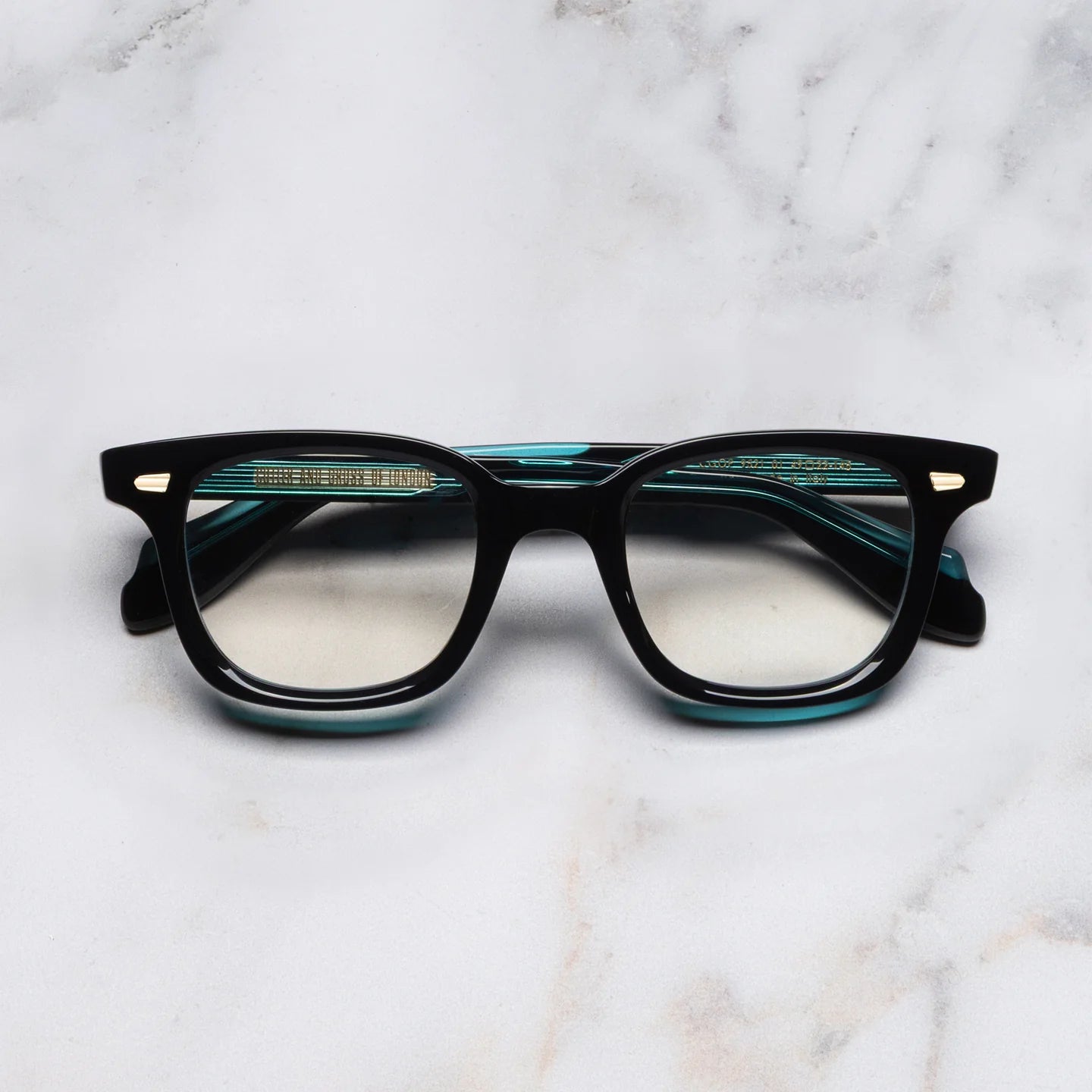 Cutler & Gross 9521 (Large)